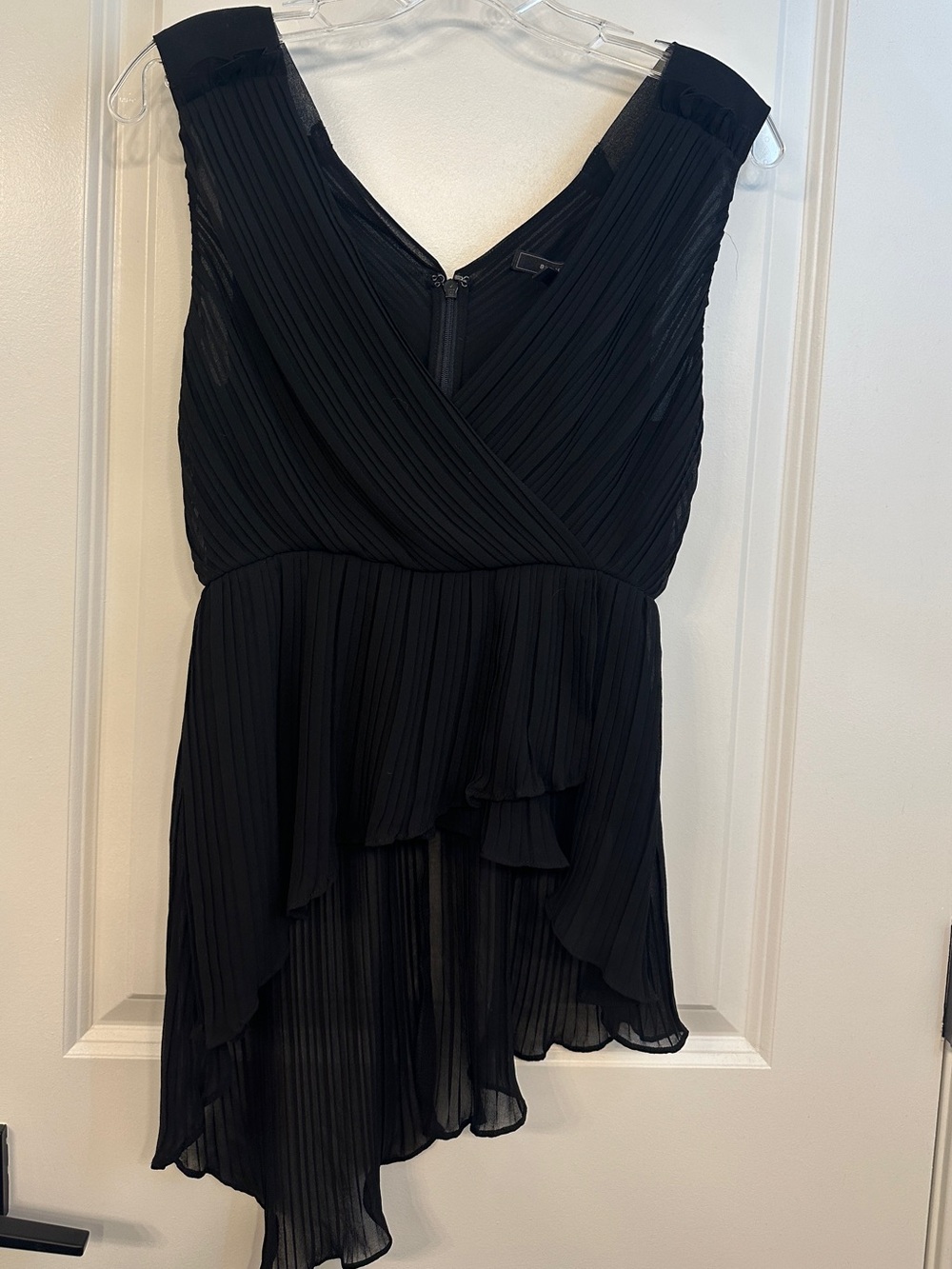 Bcbgmaxazria top